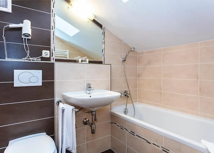 Sonnberg Gasthof 3*